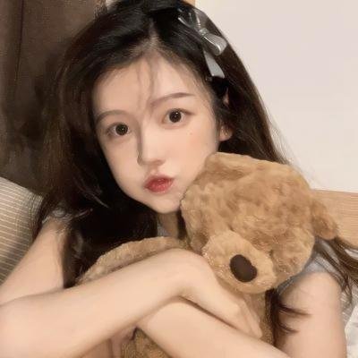 Qros之女以独家新闻为名的疯狂